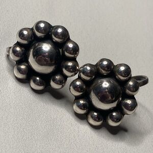 Vintage antique‎ Mexican silver flower screw back clip on earrings sterling 925